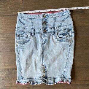 Ruffle hem High waisted Jean skirt